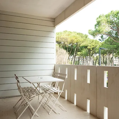 Bay Watch By The Sea